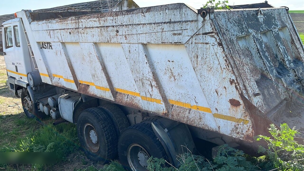 Astra BM 305 FT F1100 6X4 TRAKKER INDUSTRIAL - Tipper: picture 4 Astra BM 305 FT F1100 6X4 TRAKKER INDUSTRIAL - Tipper: picture 4