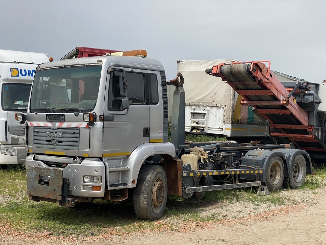 MAN TGA 6x4 Euro 3 AbrollKipper - Cab chassis truck: picture 1 MAN TGA 6x4 Euro 3 AbrollKipper - Cab chassis truck: picture 1