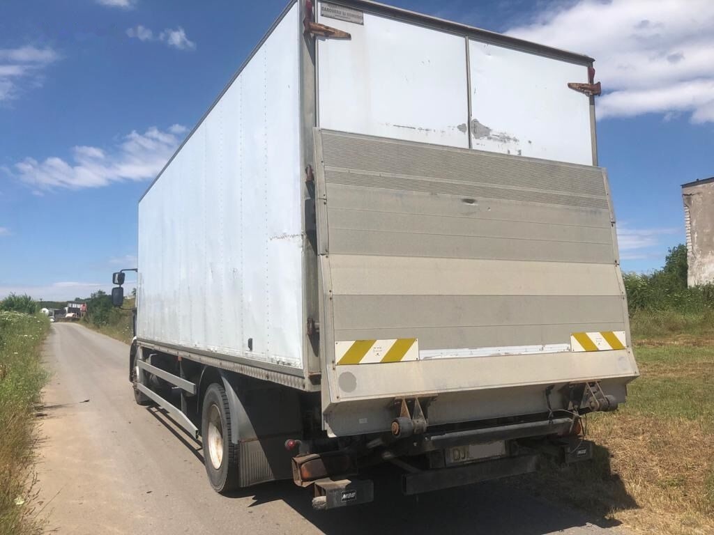 Renault DXI 280 12 T - unic proprietar - - Box truck: picture 5 Renault DXI 280 12 T - unic proprietar - - Box truck: picture 5