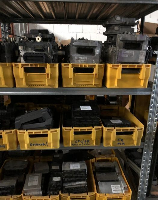 Scania R - ECU for Truck: picture 2 Scania R - ECU for Truck: picture 2