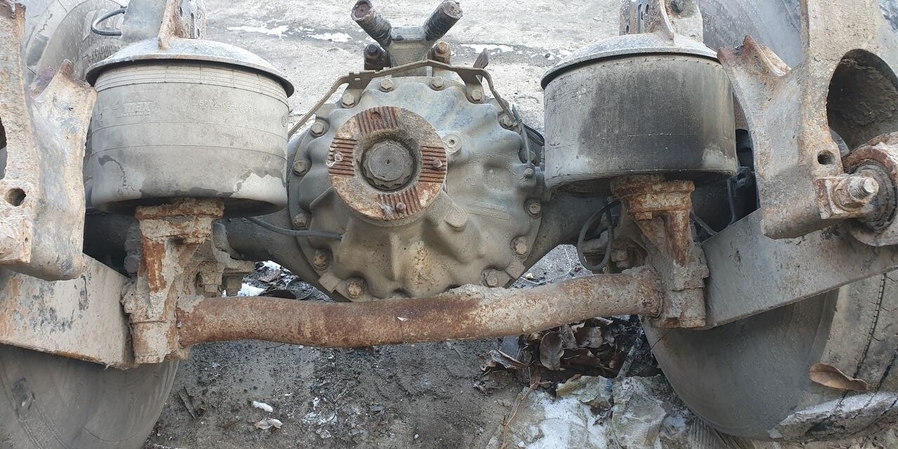 Mercedes-Benz truck - Rear axle for Truck: picture 2 Mercedes-Benz truck - Rear axle for Truck: picture 2
