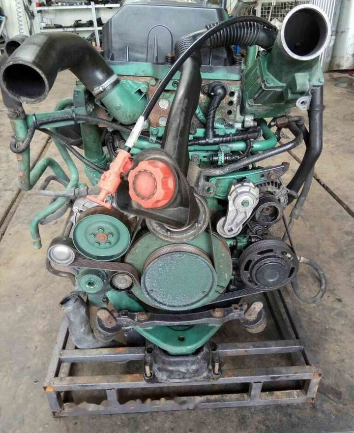 Volvo D13A FH13 440 Volvo FH 13 - Engine for Truck: picture 4 Volvo D13A FH13 440 Volvo FH 13 - Engine for Truck: picture 4