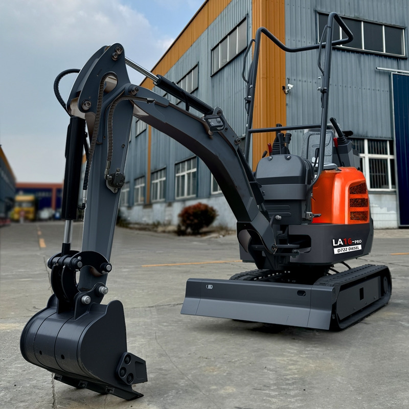 LEZUM LA16Pro Mini Excavator CE Certification Kubota Engine(Factory Outlet) Mini Pelle Minibagger Minikoparka Miniexcavadora - Mini excavator: picture 1 LEZUM LA16Pro Mini Excavator CE Certification Kubota Engine(Factory Outlet) Mini Pelle Minibagger Minikoparka Miniexcavadora - Mini excavator: picture 1
