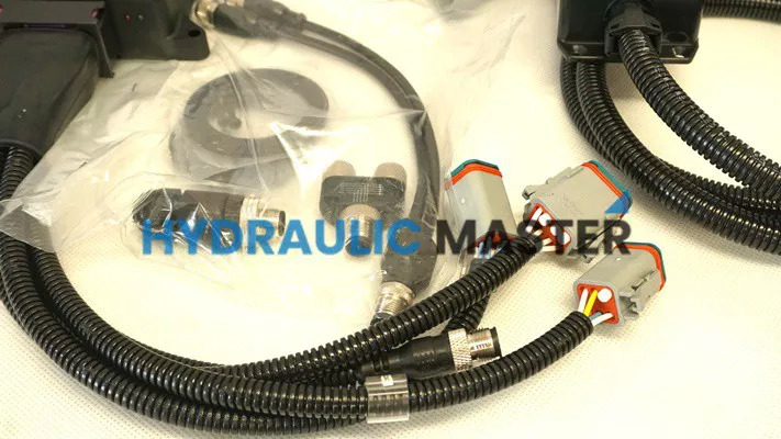 Mini joystick Otto set with STU i + 6 Proportional Double Way + 2x On/Off Forres - Forestry equipment: picture 4 Mini joystick Otto set with STU i + 6 Proportional Double Way + 2x On/Off Forres - Forestry equipment: picture 4