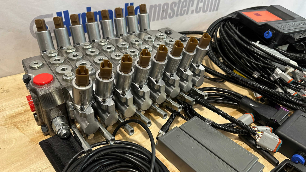 New Forestry trailer Set Scanreco RC400 with  Walvoil DPX100 Fassi, Effer, Atlas, Manitou: picture 9