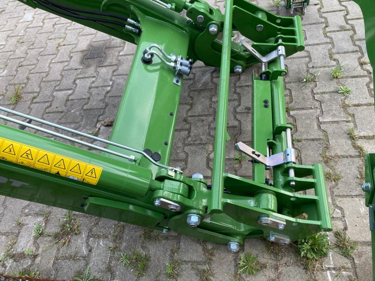 Fendt FRONTLADER CARGO 5X85 - Front loader for tractor: picture 3 Fendt FRONTLADER CARGO 5X85 - Front loader for tractor: picture 3