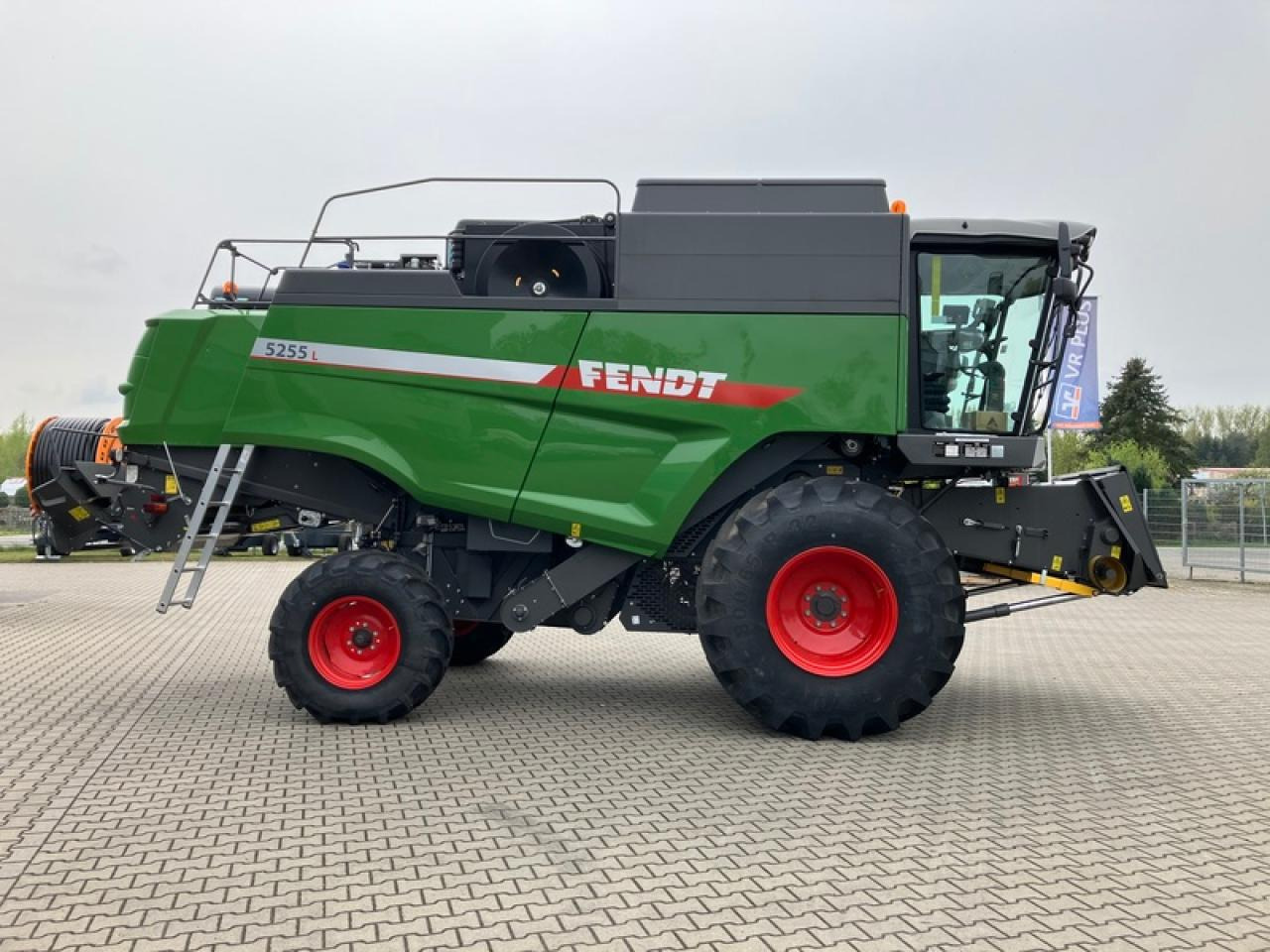 Fendt MD 5255 SCHNEIDWERK NICHT INKLUSIV - Combine harvester: picture 4 Fendt MD 5255 SCHNEIDWERK NICHT INKLUSIV - Combine harvester: picture 4