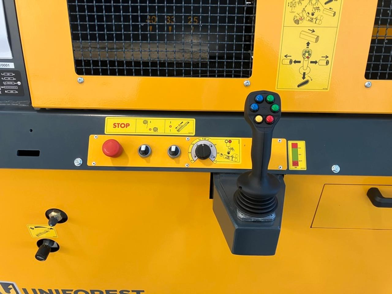 / TITAN 43/20CE UNIFOREST - Forestry equipment: picture 4 / TITAN 43/20CE UNIFOREST - Forestry equipment: picture 4