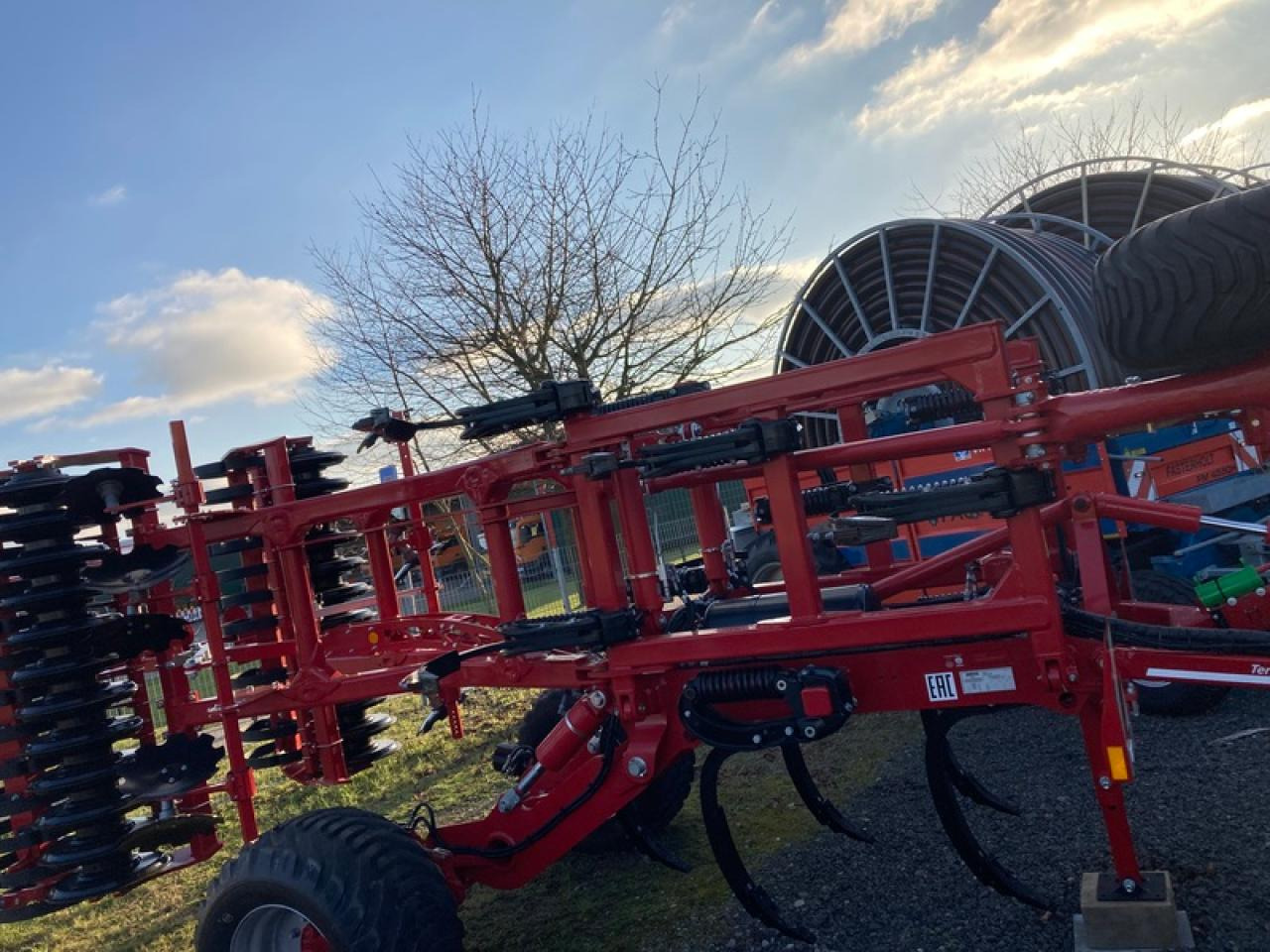 Horsch TERRANO 4.3GX STEELFLEX PACKER - Cultivator: picture 1 Horsch TERRANO 4.3GX STEELFLEX PACKER - Cultivator: picture 1