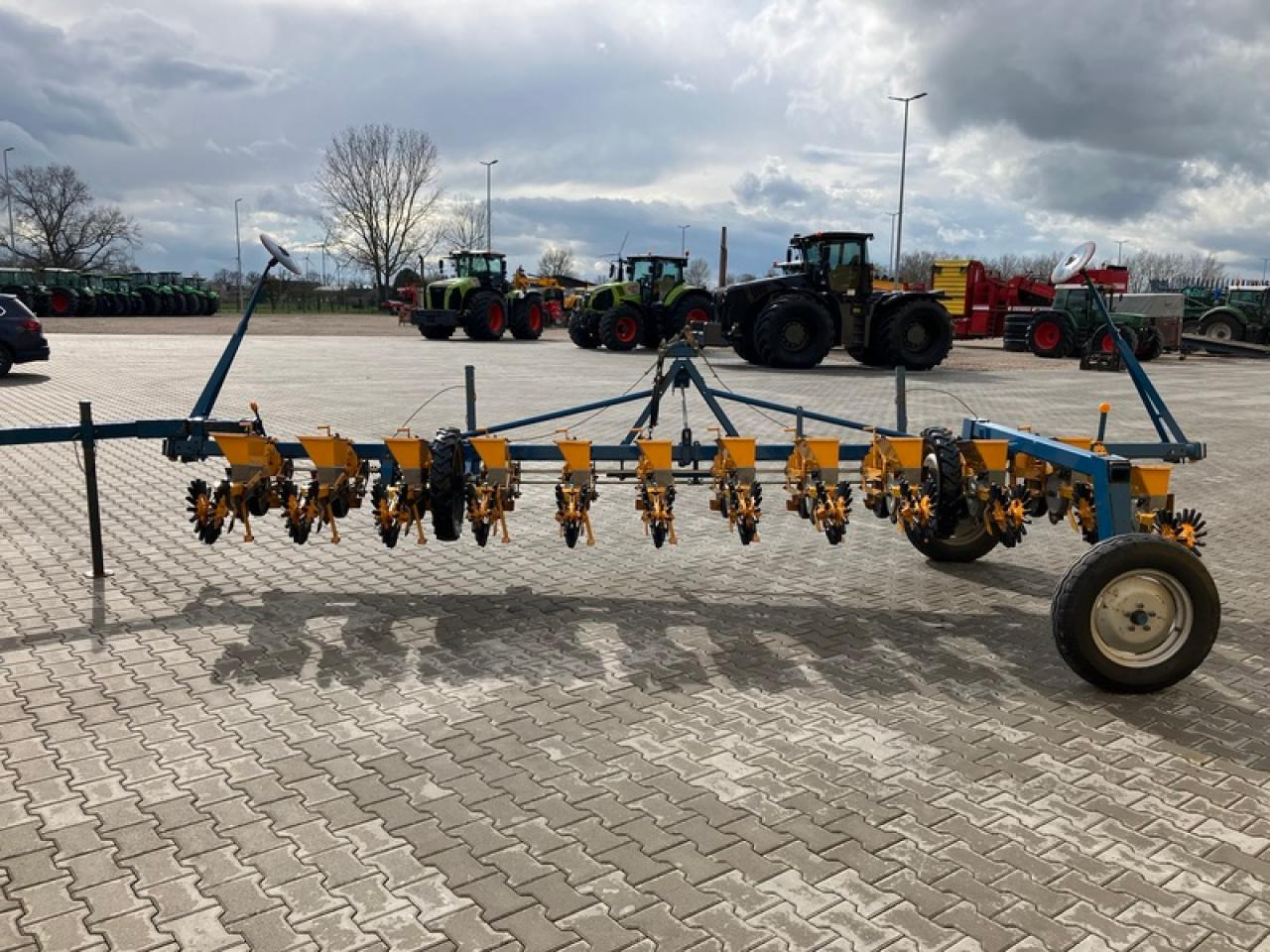 Kleine RÜBENDRILLMASCHINE KLEINE UNICORN - Precision sowing machine: picture 3 Kleine RÜBENDRILLMASCHINE KLEINE UNICORN - Precision sowing machine: picture 3