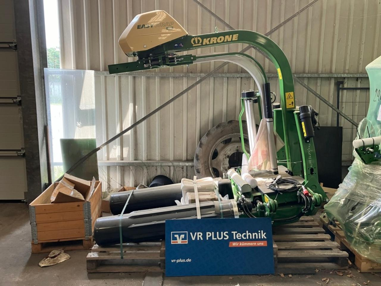 Krone BALLENWICKLER EASY WRAP 150 - Bale wrapper: picture 1 Krone BALLENWICKLER EASY WRAP 150 - Bale wrapper: picture 1