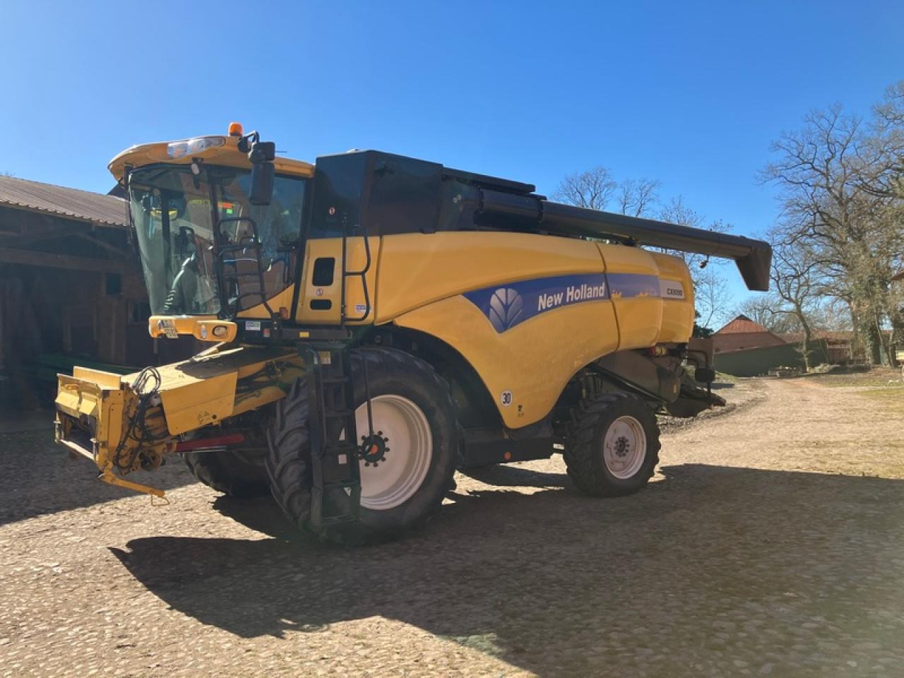New Holland CX 8090 ALLRAD - Combine harvester: picture 3 New Holland CX 8090 ALLRAD - Combine harvester: picture 3