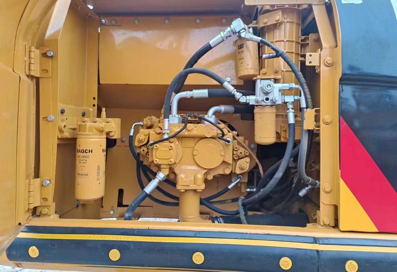 Caterpillar 320D - Wheel excavator: picture 5 Caterpillar 320D - Wheel excavator: picture 5