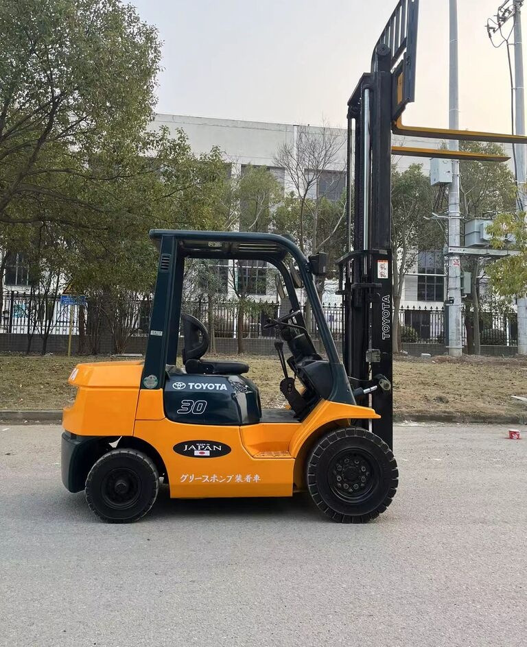 Leasing of Toyota 7FD30 8FD30 7FD35 3ton 5ton forklift for sale Toyota 7FD30 8FD30 7FD35 3ton 5ton forklift for sale: picture 8
