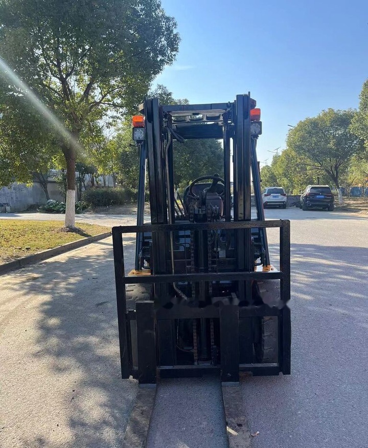 Toyota 7FD30 - Diesel forklift: picture 5 Toyota 7FD30 - Diesel forklift: picture 5