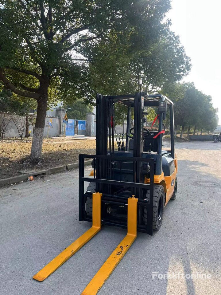 Toyota Made in Japan 7FD30 3ton 5ton 7FD50 for sale - Diesel forklift: picture 3 Toyota Made in Japan 7FD30 3ton 5ton 7FD50 for sale - Diesel forklift: picture 3