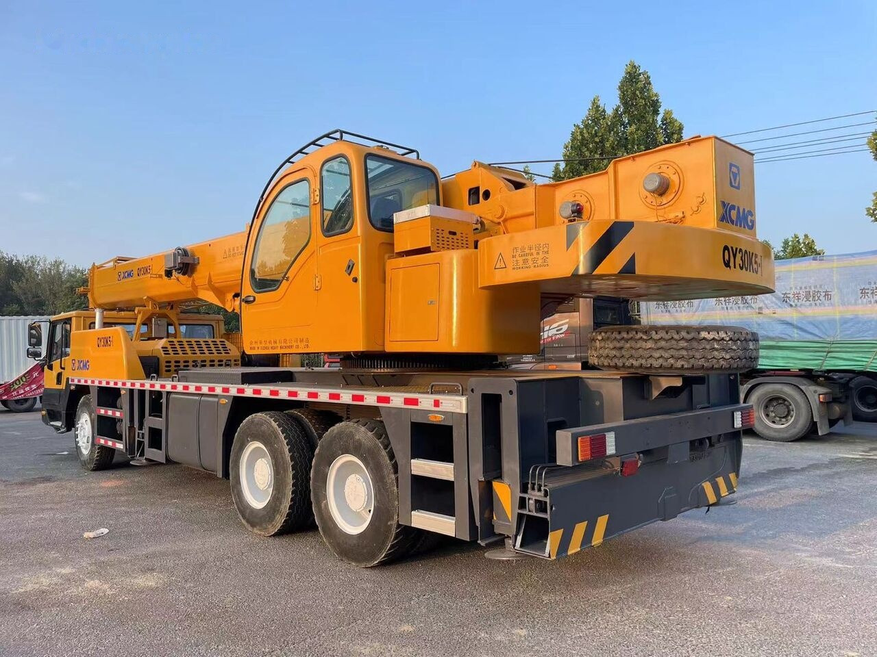 XCMG QY30K - Mobile crane: picture 3 XCMG QY30K - Mobile crane: picture 3