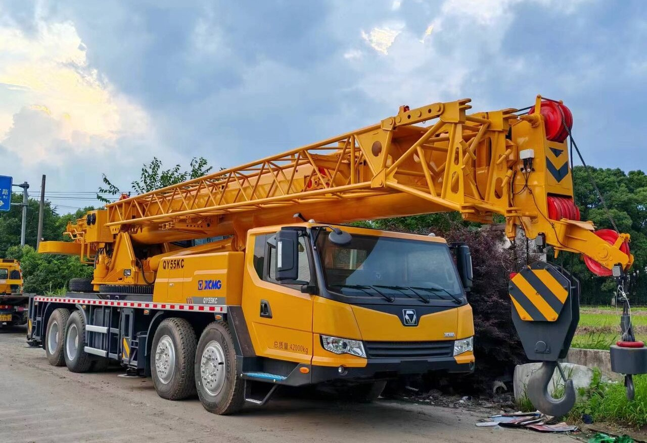 XCMG QY55KC 25ton 50ton 55ton 70ton 100 ton 130ton - Mobile crane: picture 1 XCMG QY55KC 25ton 50ton 55ton 70ton 100 ton 130ton - Mobile crane: picture 1