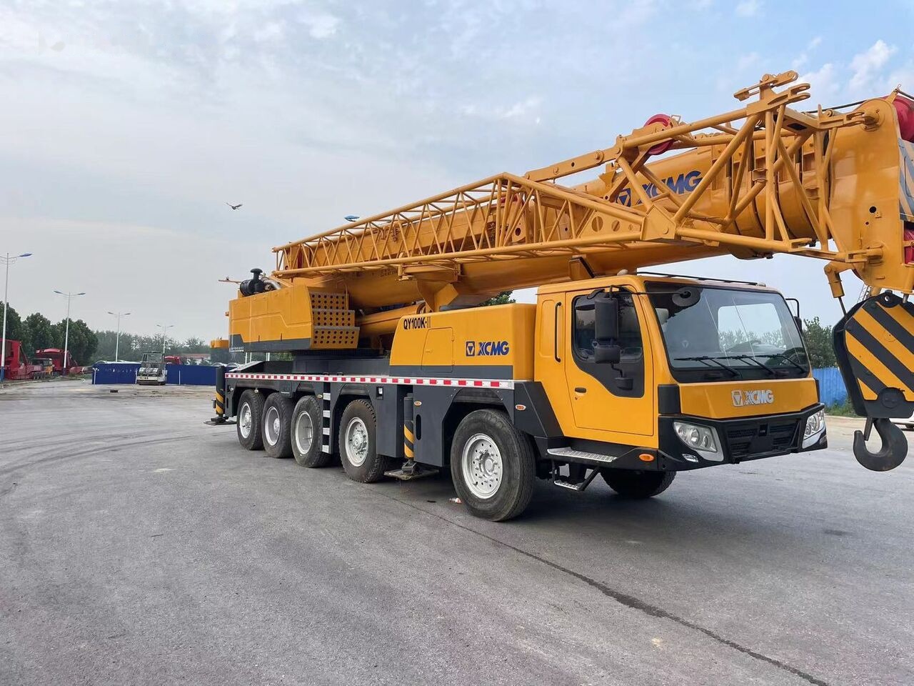 XCMG QY90K QY100K-II 90T 100T 90ton 100ton 80 70 50 - Mobile crane: picture 2 XCMG QY90K QY100K-II 90T 100T 90ton 100ton 80 70 50 - Mobile crane: picture 2