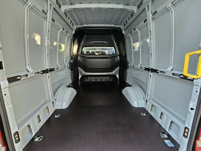 New Panel van, Combi van IVECO Daily 35S18HA8V DOKA Hi-Matic 12m³ 2xSchiebetür...: picture 29 New Panel van, Combi van IVECO Daily 35S18HA8V DOKA Hi-Matic 12m³ 2xSchiebetür...: picture 29