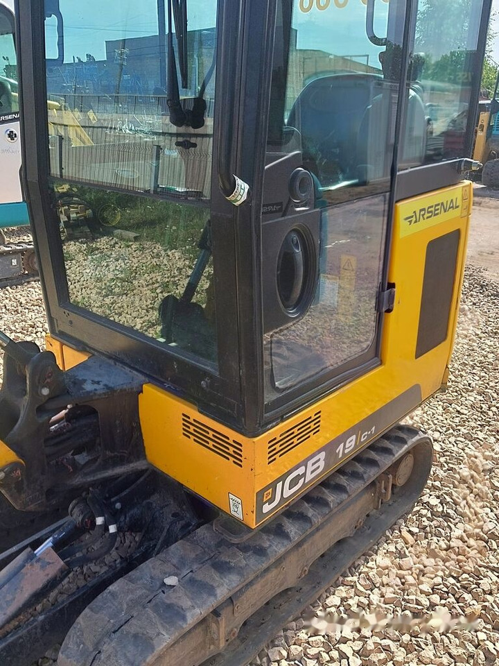 JCB 19 C! - Mini excavator: picture 2 JCB 19 C! - Mini excavator: picture 2