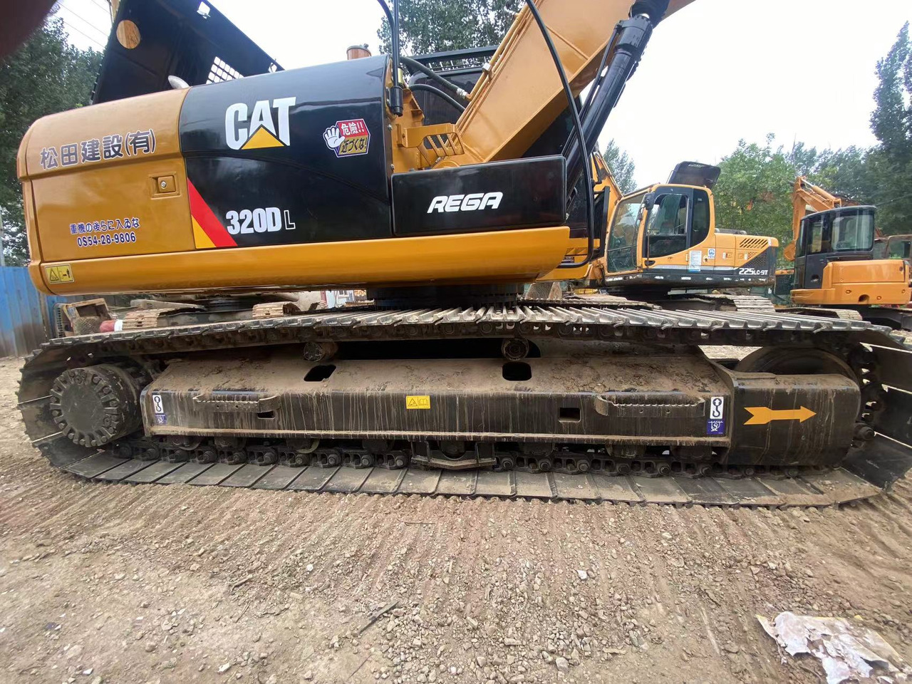 CAT 320DL Excavator - Crawler excavator: picture 3 CAT 320DL Excavator - Crawler excavator: picture 3