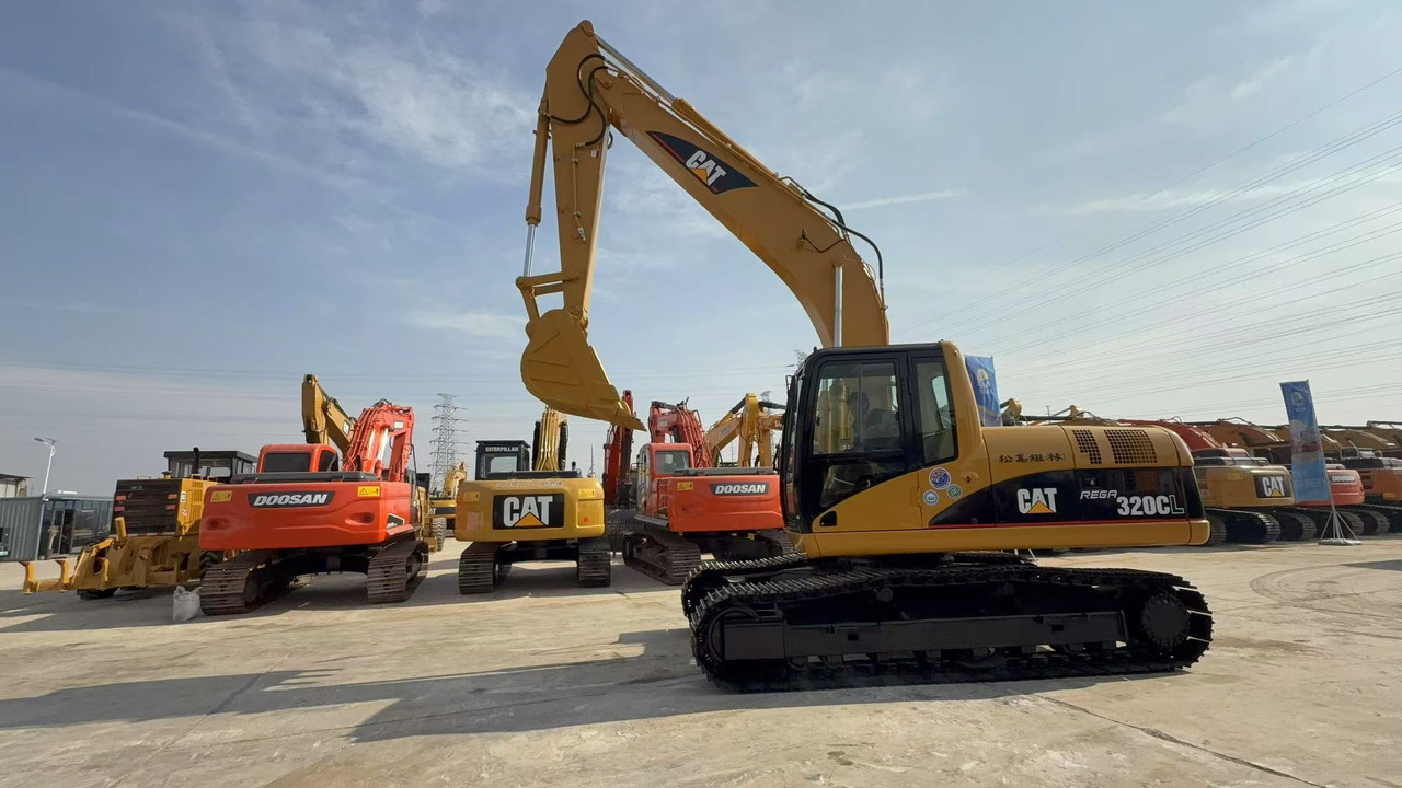 Cat 320cl excavator - Crawler excavator: picture 3 Cat 320cl excavator - Crawler excavator: picture 3