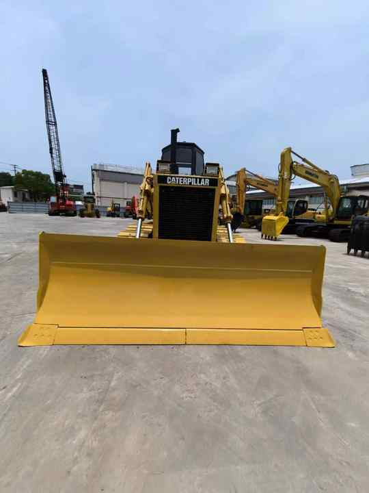 Caterpillar D7G D7H D7R crawler bulldozer Used cat d7g japan used bulldozer for sale - Bulldozer: picture 4 Caterpillar D7G D7H D7R crawler bulldozer Used cat d7g japan used bulldozer for sale - Bulldozer: picture 4