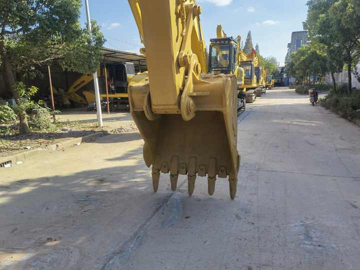 Durable and good working condition used Caterpillar cat 325D Second hand excavators for sale in shanghai - Crawler excavator: picture 4 Durable and good working condition used Caterpillar cat 325D Second hand excavators for sale in shanghai - Crawler excavator: picture 4