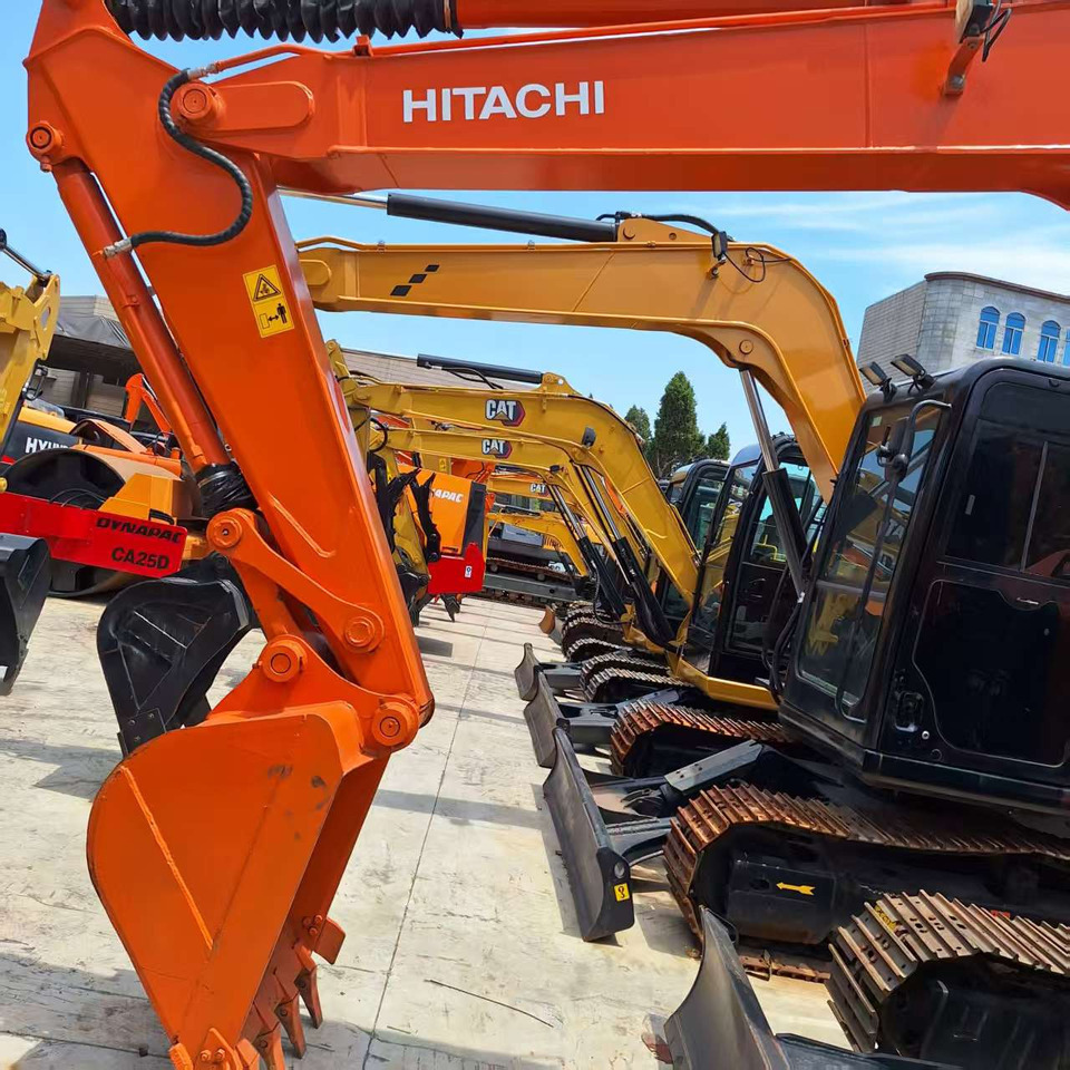 Hitachi ZX70 Excavator - Crawler excavator: picture 4 Hitachi ZX70 Excavator - Crawler excavator: picture 4