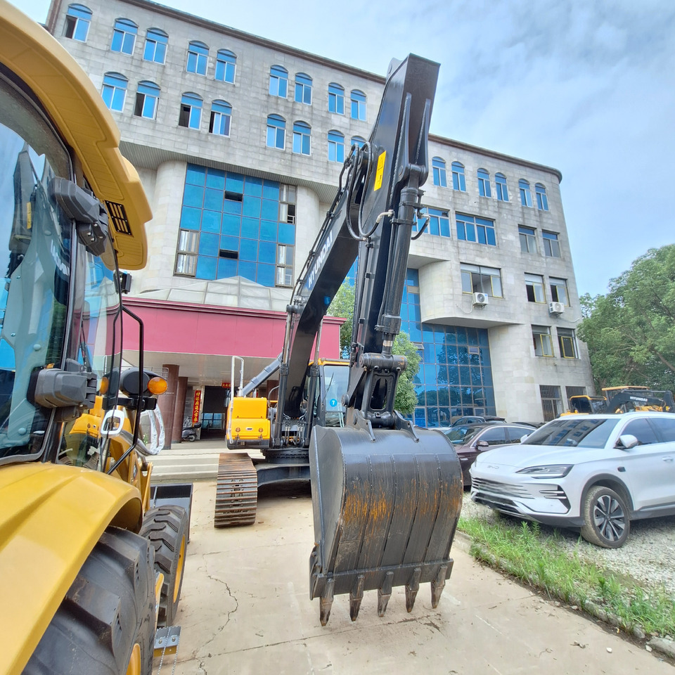 Hyundai 220LC-9S Excavator - Crawler excavator: picture 4 Hyundai 220LC-9S Excavator - Crawler excavator: picture 4