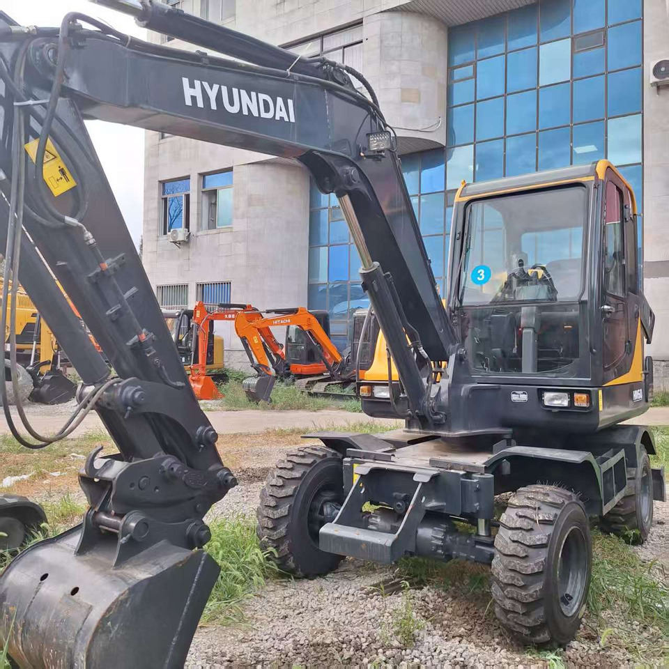 Hyundai HW60  excavator - Wheel excavator: picture 4 Hyundai HW60  excavator - Wheel excavator: picture 4
