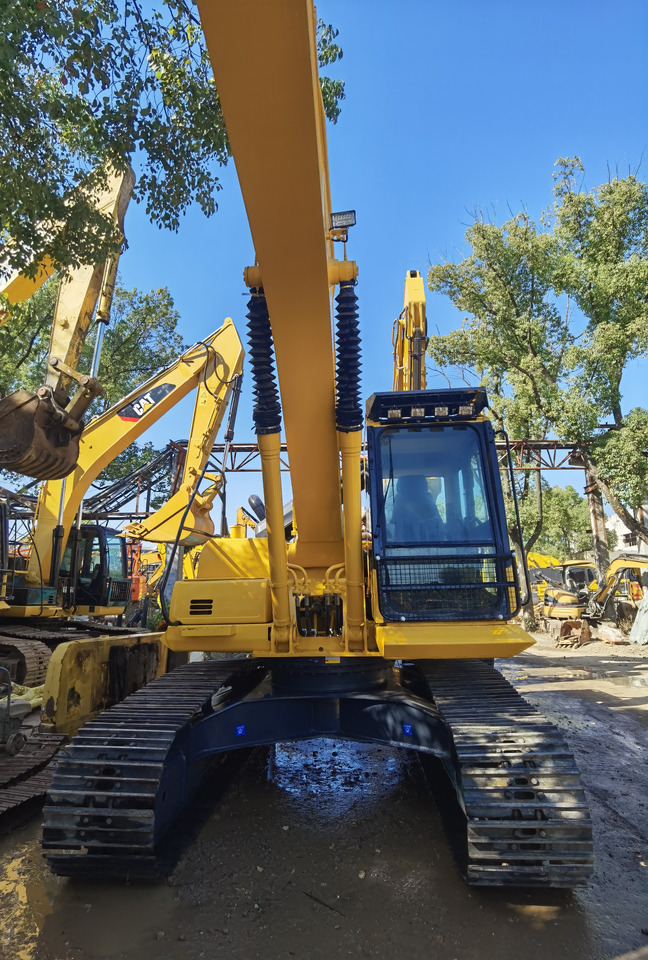 Komatsu PC200-8 Excavator - Crawler excavator: picture 2 Komatsu PC200-8 Excavator - Crawler excavator: picture 2