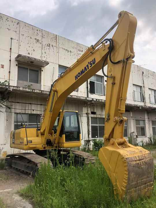 Komatsu PC220-7 - Crawler excavator: picture 4 Komatsu PC220-7 - Crawler excavator: picture 4