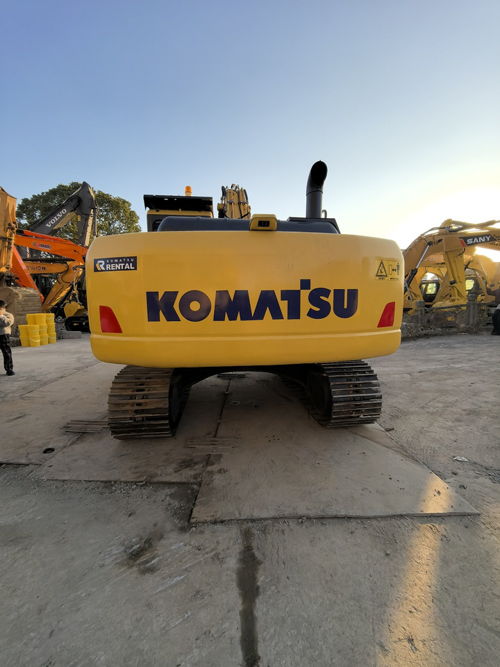 Komatsu PC220-7 Excavator - Crawler excavator: picture 4 Komatsu PC220-7 Excavator - Crawler excavator: picture 4