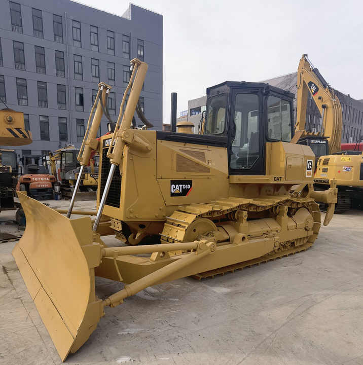 Original Japan used cat bulldozer used cat d6d dozer cat d6 dozer bulldozer for sale - Bulldozer: picture 2 Original Japan used cat bulldozer used cat d6d dozer cat d6 dozer bulldozer for sale - Bulldozer: picture 2