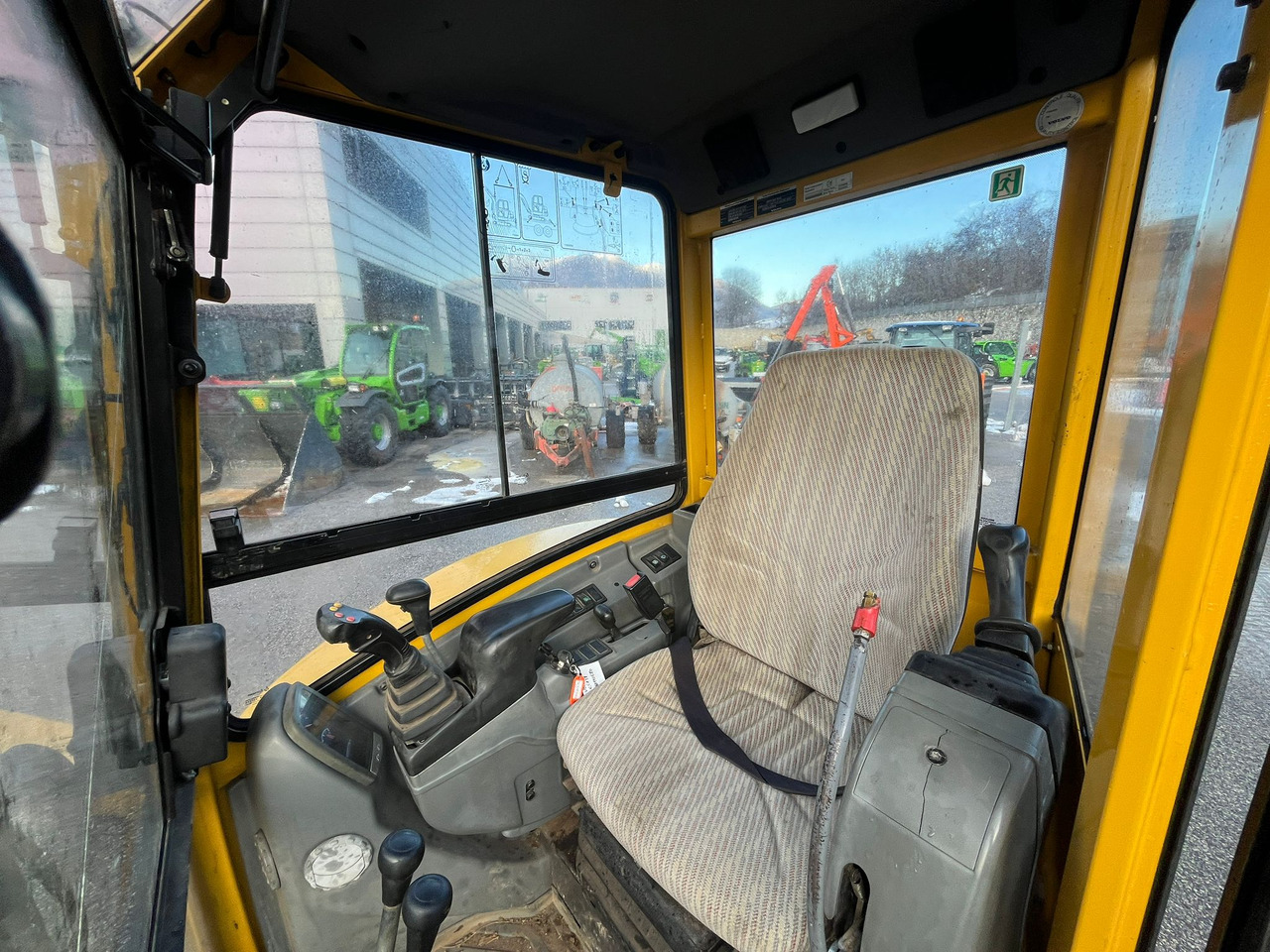 Mini excavator MINIESCAVATORE VOLVO ECR 28: picture 7