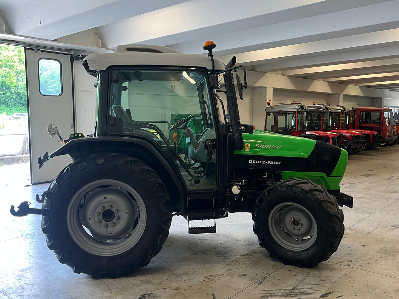 TRATTORE DEUTZ-FAHR 5100.4 D - Farm tractor: picture 4 TRATTORE DEUTZ-FAHR 5100.4 D - Farm tractor: picture 4