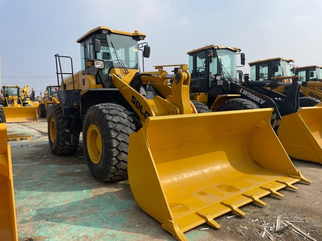 临工 956 - Wheel loader: picture 2 临工 956 - Wheel loader: picture 2