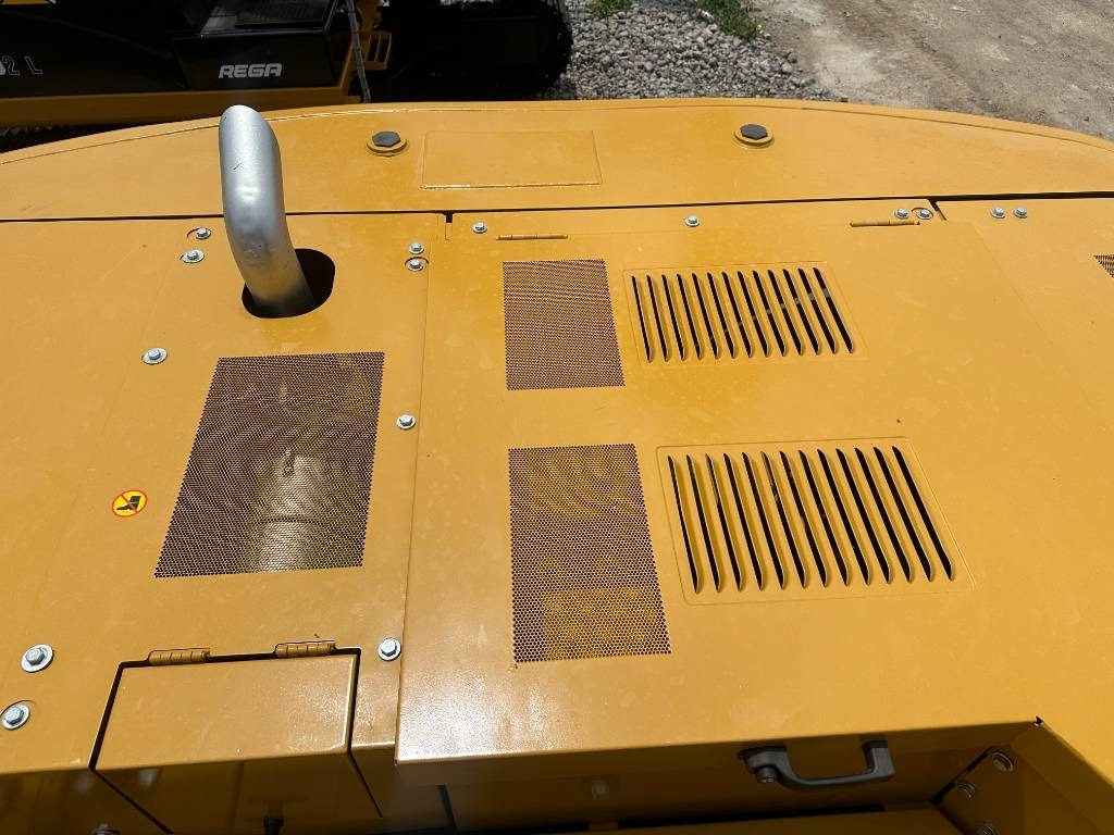 Crawler excavator CAT 330: picture 16 Crawler excavator CAT 330: picture 16