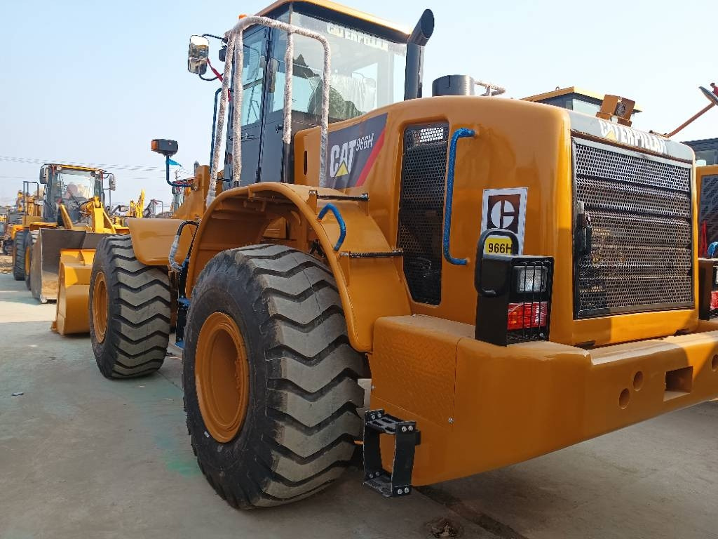 CAT 966 H  - Wheel loader: picture 1 CAT 966 H  - Wheel loader: picture 1