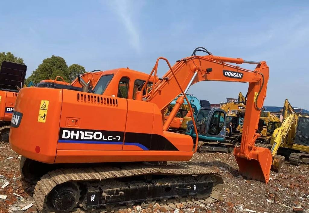 Doosan DH 150 - Crawler excavator: picture 1 Doosan DH 150 - Crawler excavator: picture 1