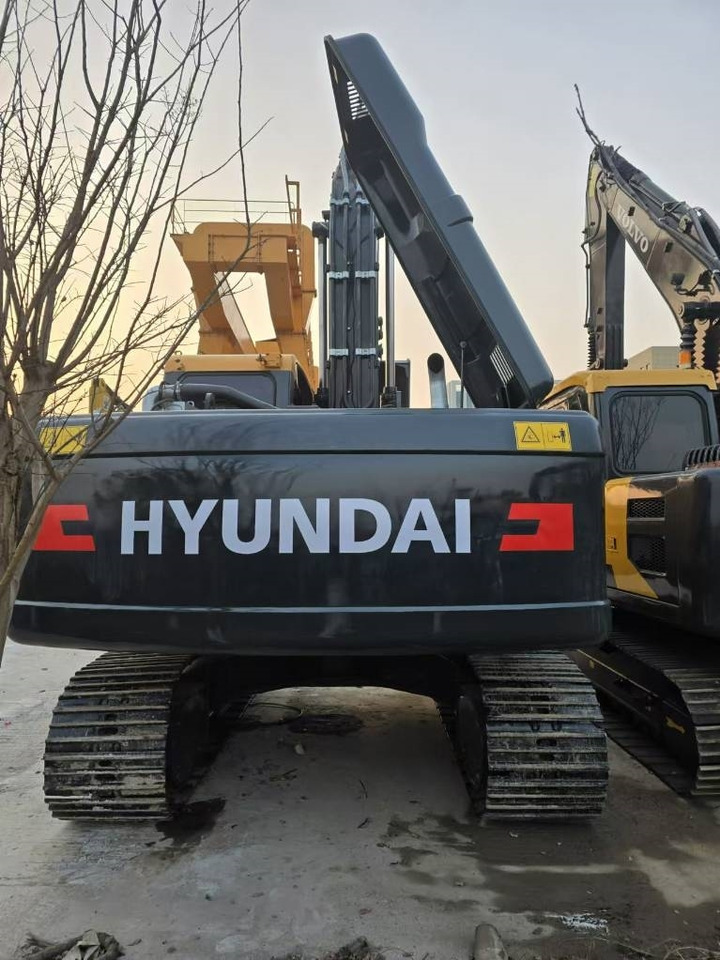 Hyundai R 220-9 S - Crawler excavator: picture 2 Hyundai R 220-9 S - Crawler excavator: picture 2