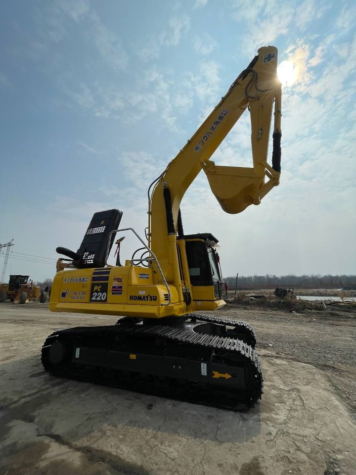 Komatsu PC 220-8 - Crawler excavator: picture 1 Komatsu PC 220-8 - Crawler excavator: picture 1