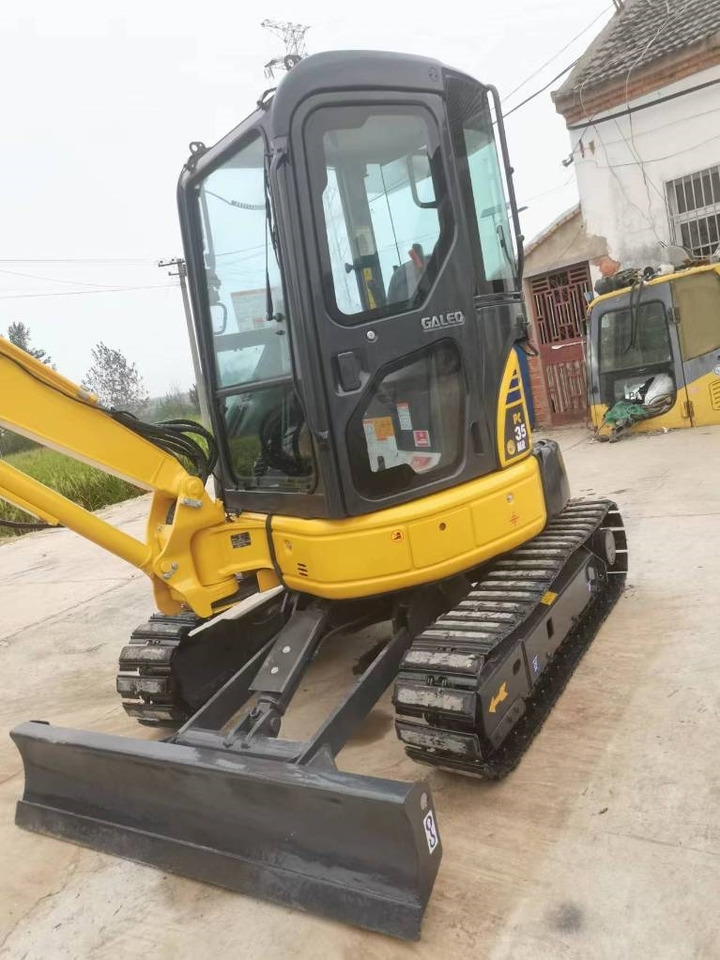 Komatsu PC 35 - Mini excavator: picture 3 Komatsu PC 35 - Mini excavator: picture 3
