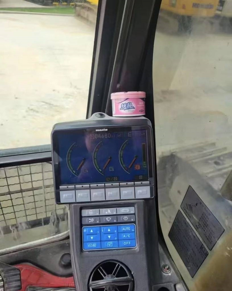 Komatsu PC 460-8 - Crawler excavator: picture 2 Komatsu PC 460-8 - Crawler excavator: picture 2