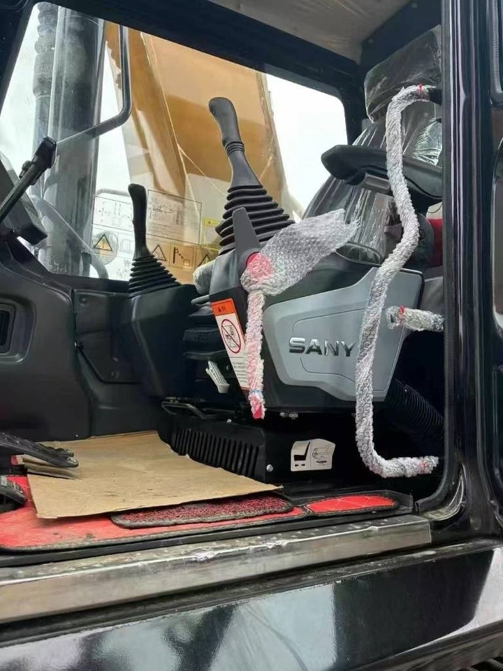 Sany SY 365 H - Crawler excavator: picture 3 Sany SY 365 H - Crawler excavator: picture 3