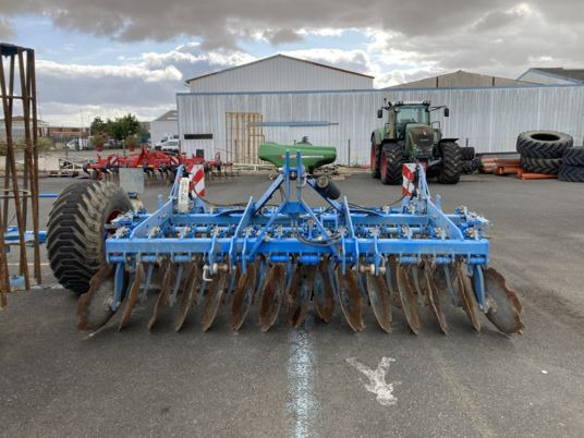 Lemken RUBIN 10/350U - Disc harrow: picture 1 Lemken RUBIN 10/350U - Disc harrow: picture 1