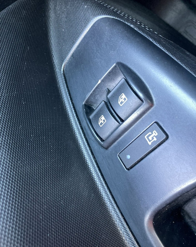 Panel van Fiat Doblo Fiat Doblo 1,3 jtd ECO Flex chłodnia do leków 2013: picture 16