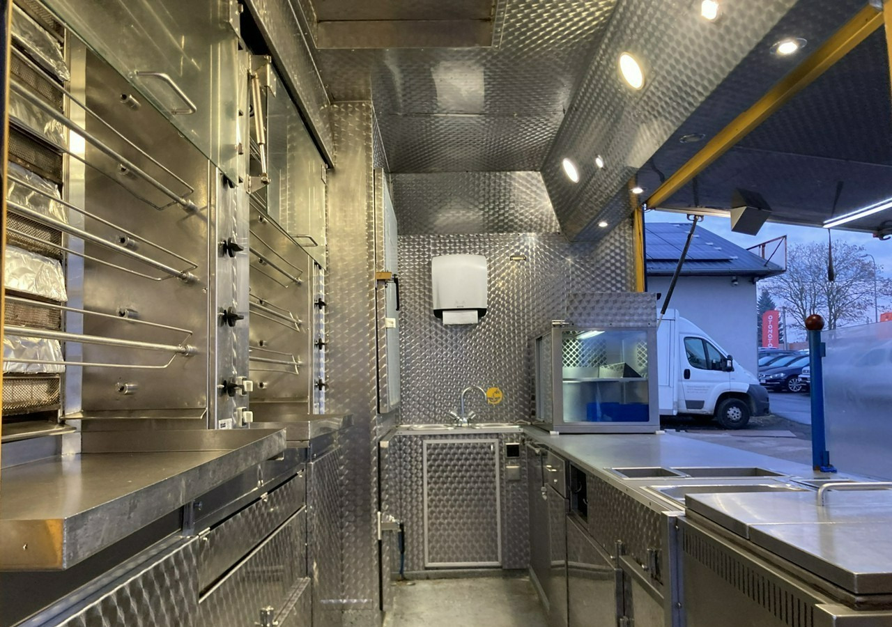 Fiat Ducato Autosklep Autogrill Gastronomiczny Food Truck Foodtruck sklep bar20 - Vending truck: picture 3 Fiat Ducato Autosklep Autogrill Gastronomiczny Food Truck Foodtruck sklep bar20 - Vending truck: picture 3